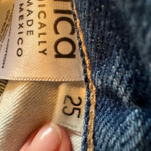 ÉTICA Rhea Midrise Straight Crop - Still Water Jeans Size 25